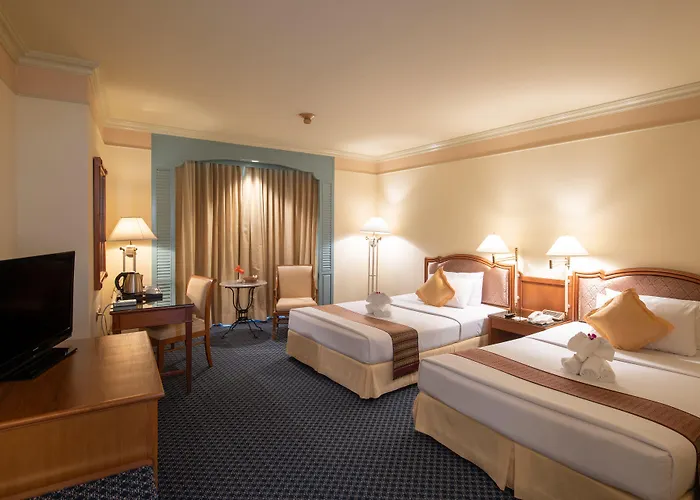Montien Riverside Hotel