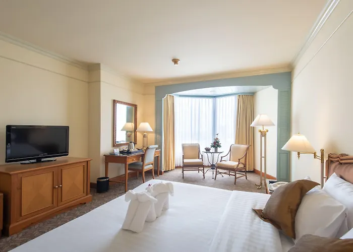 Hotel Montien Riverside