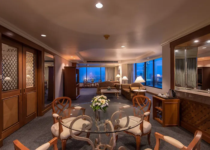 Montien Riverside 5*