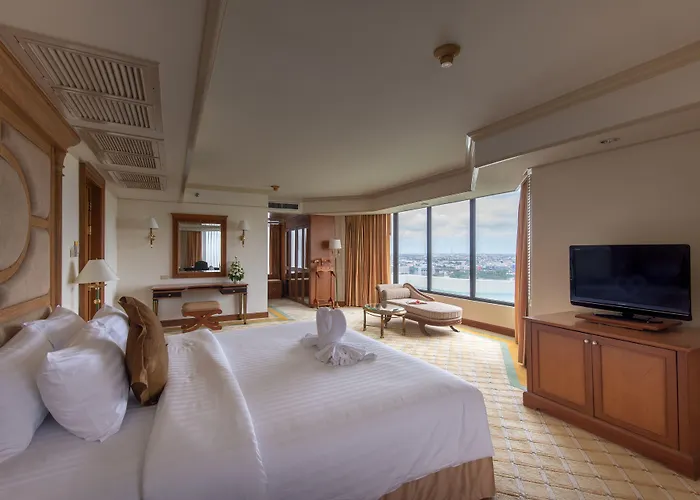 Hotel Montien Riverside