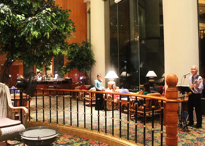 Montien Riverside 5* Bangkok